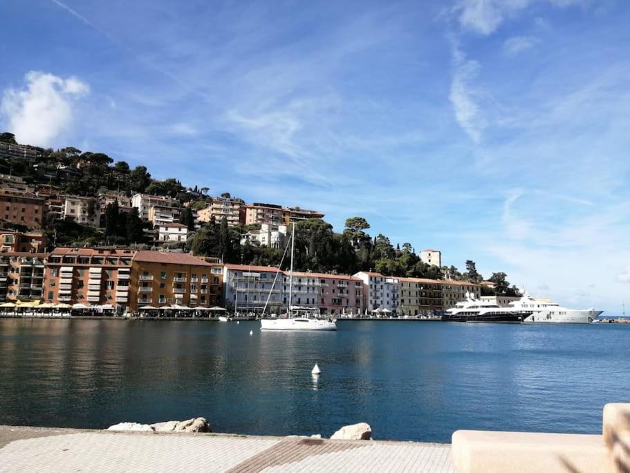 Sweet Liana Un Tuffo Nel Cuore Del Paese Porto Santo Stefano  Exterior photo